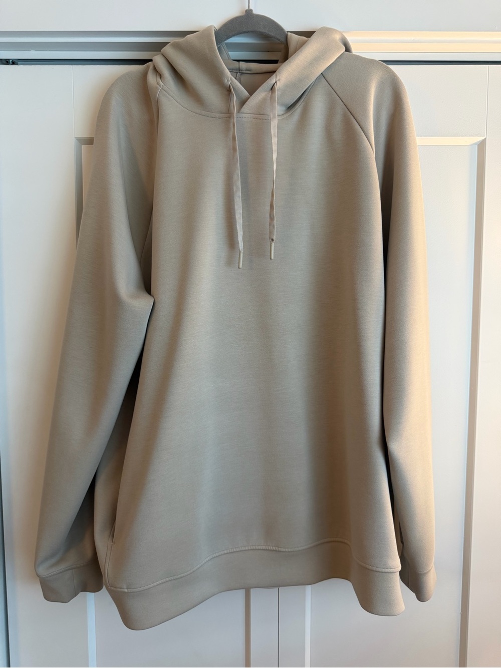 Lululemon Men's Beige Hooded Pullover Sweatshirt